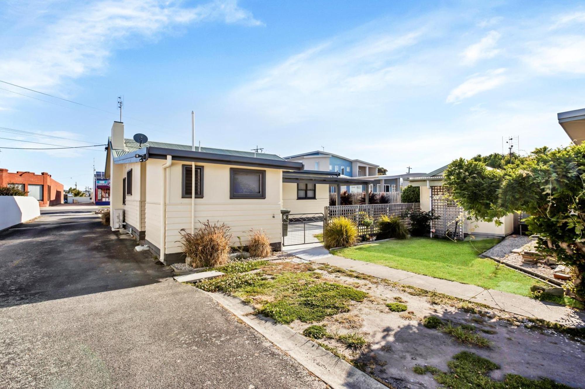 Camellia Cottage On Church Lakes Entrance Exterior photo