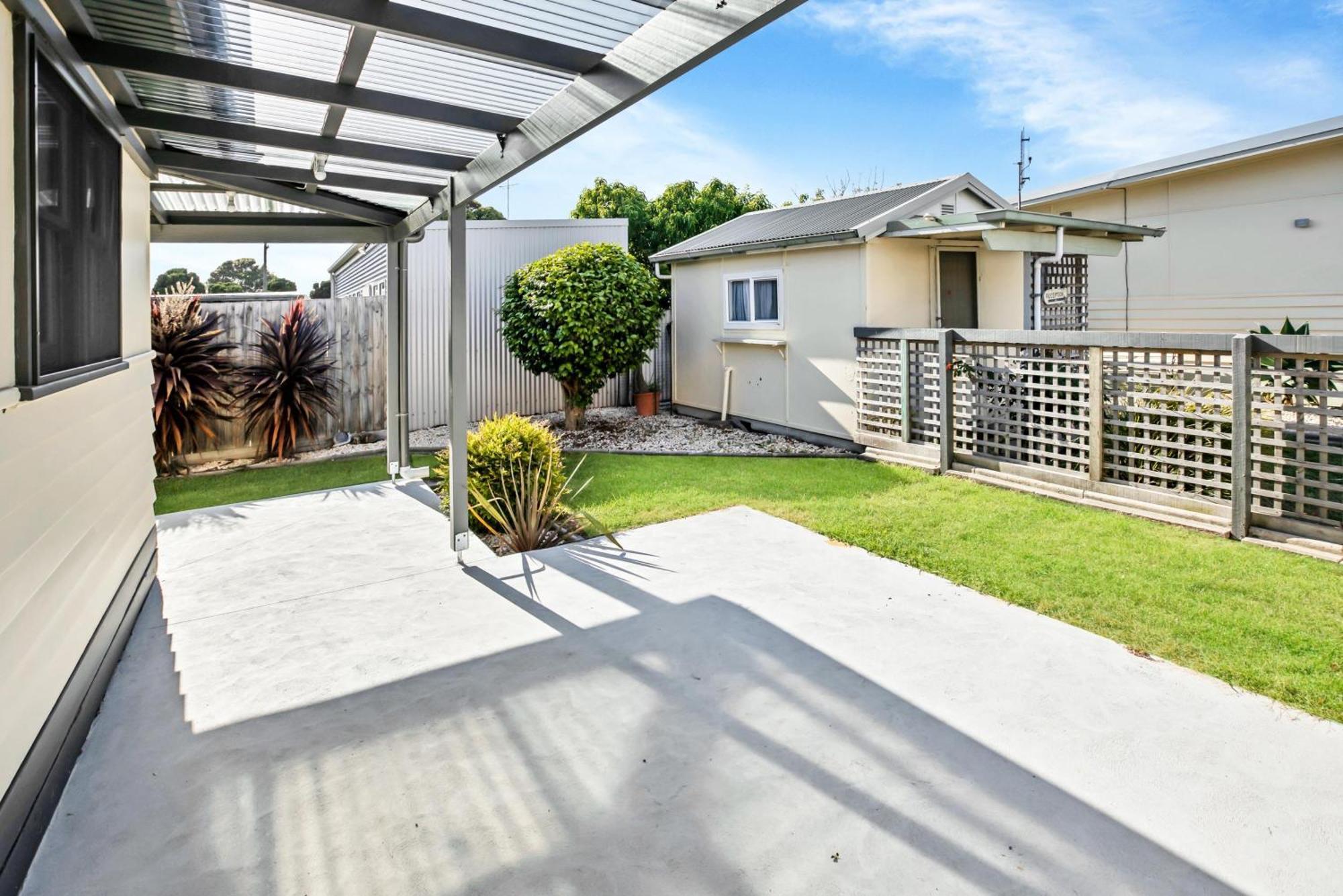 Camellia Cottage On Church Lakes Entrance Exterior photo