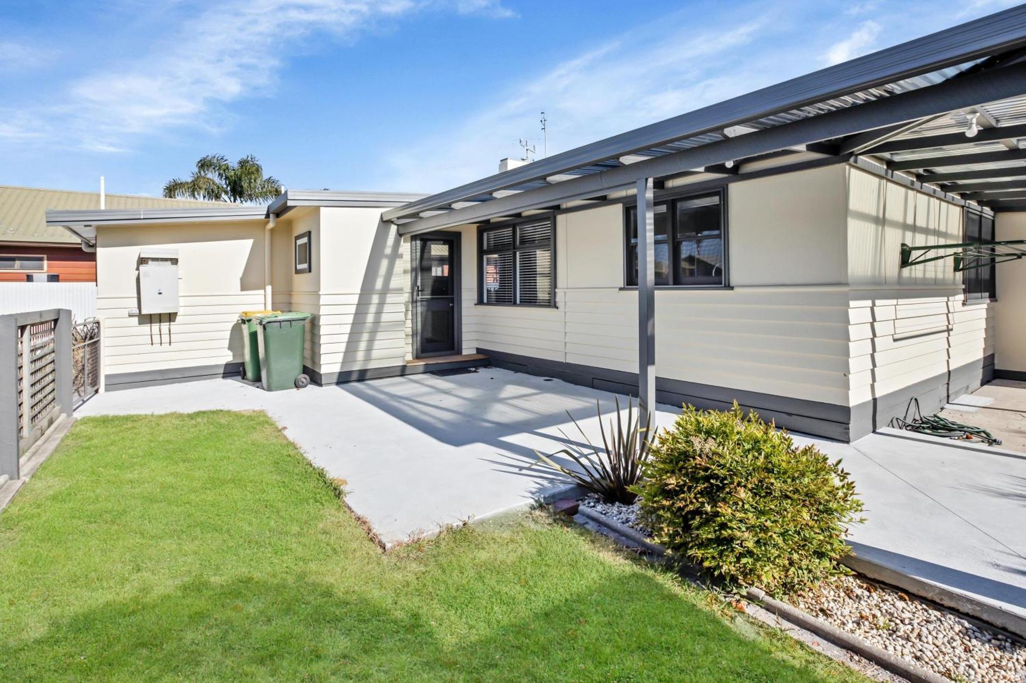 Camellia Cottage On Church Lakes Entrance Exterior photo